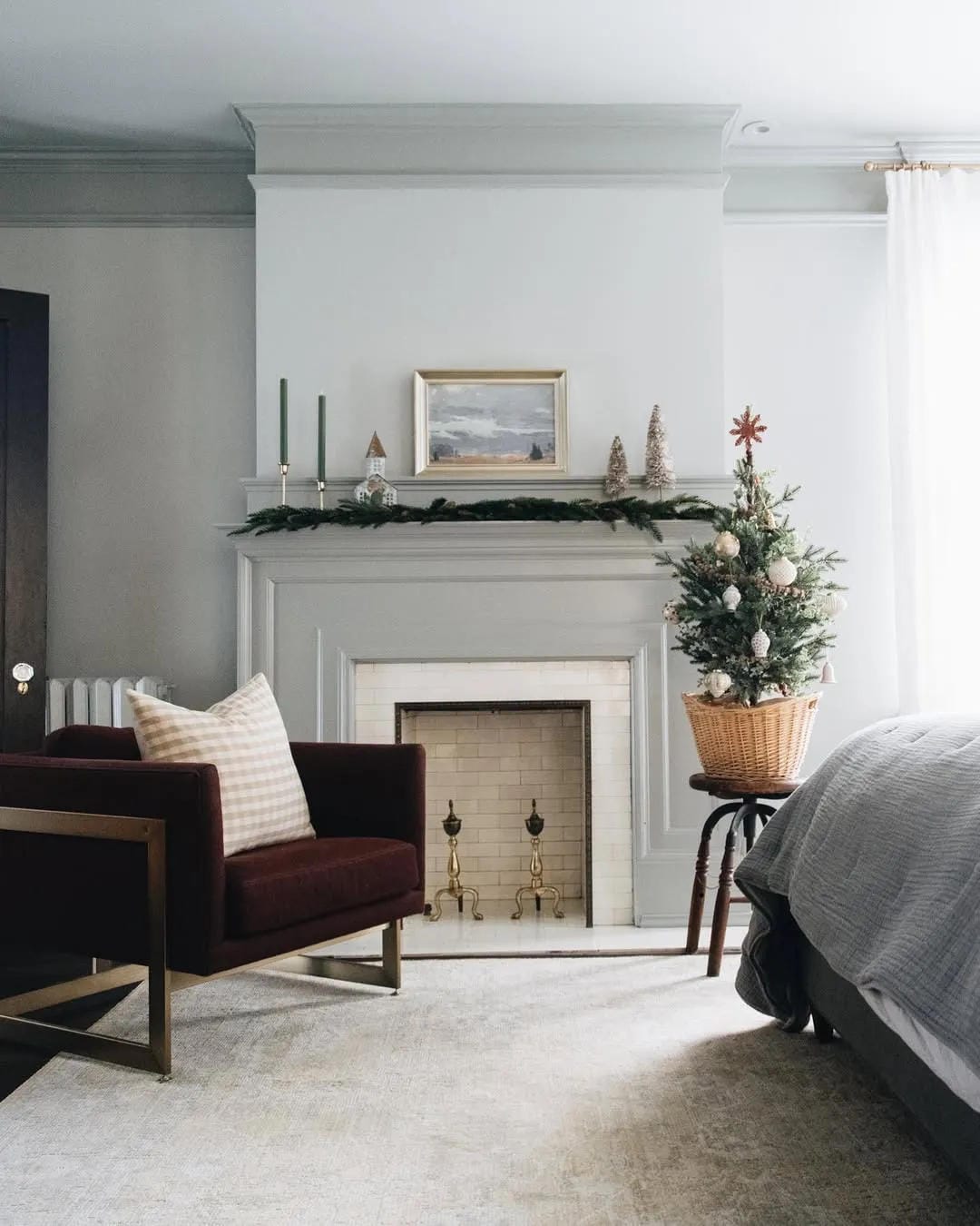 small living room christmas tree ideas