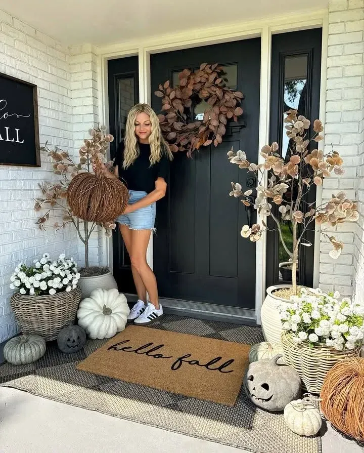 classic neutral fall porch decor ideas