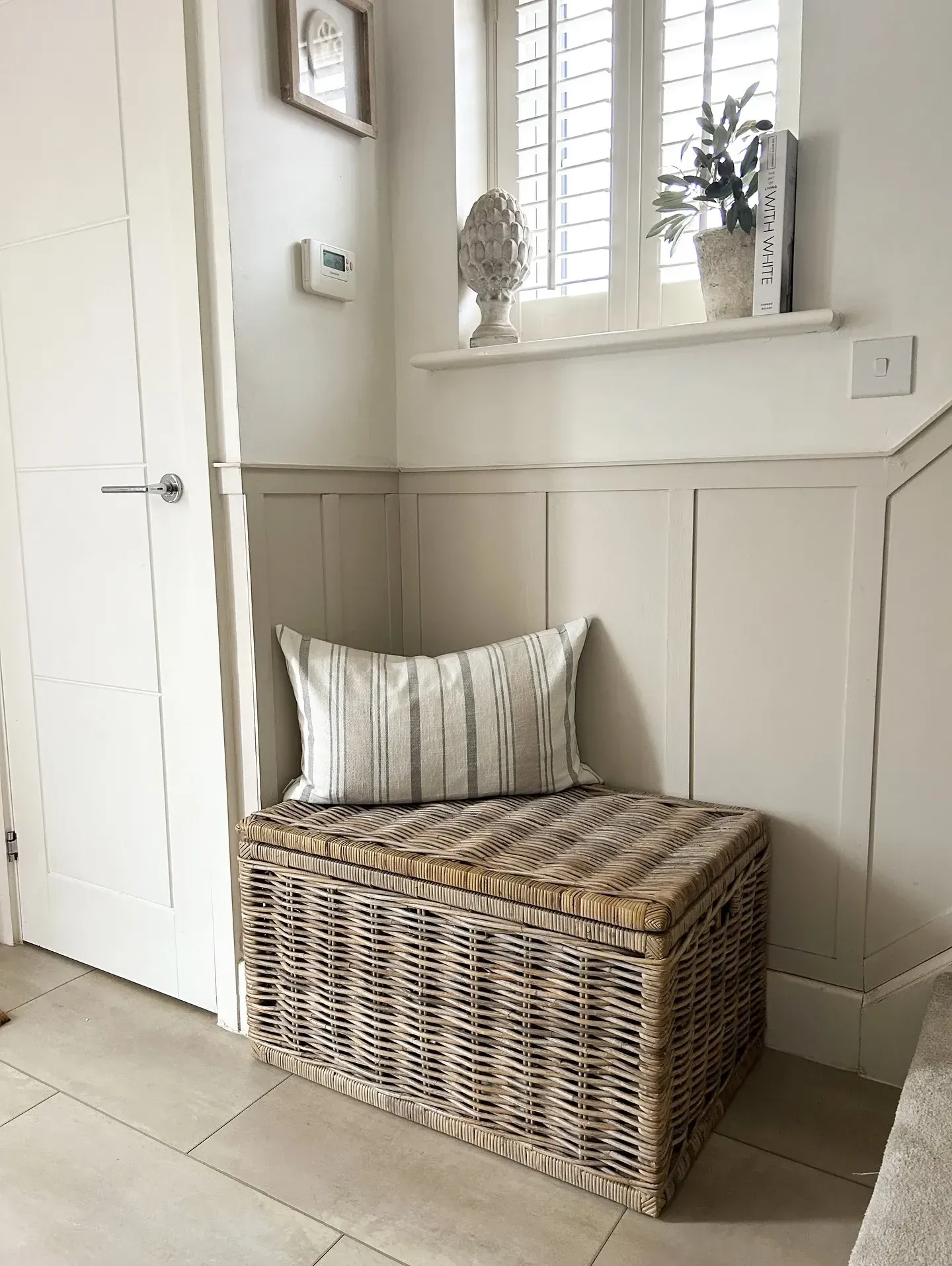 stylish hallway decor ideas
