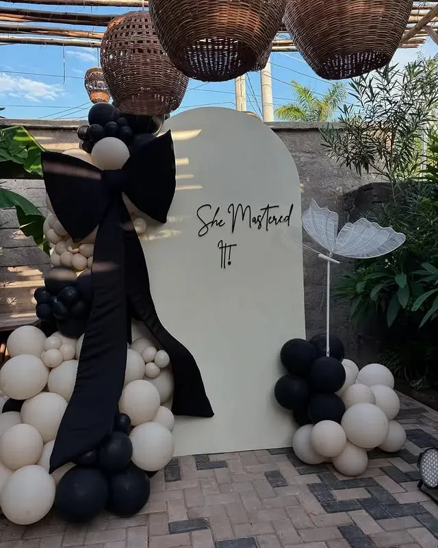 blue graduation backdrop ideas