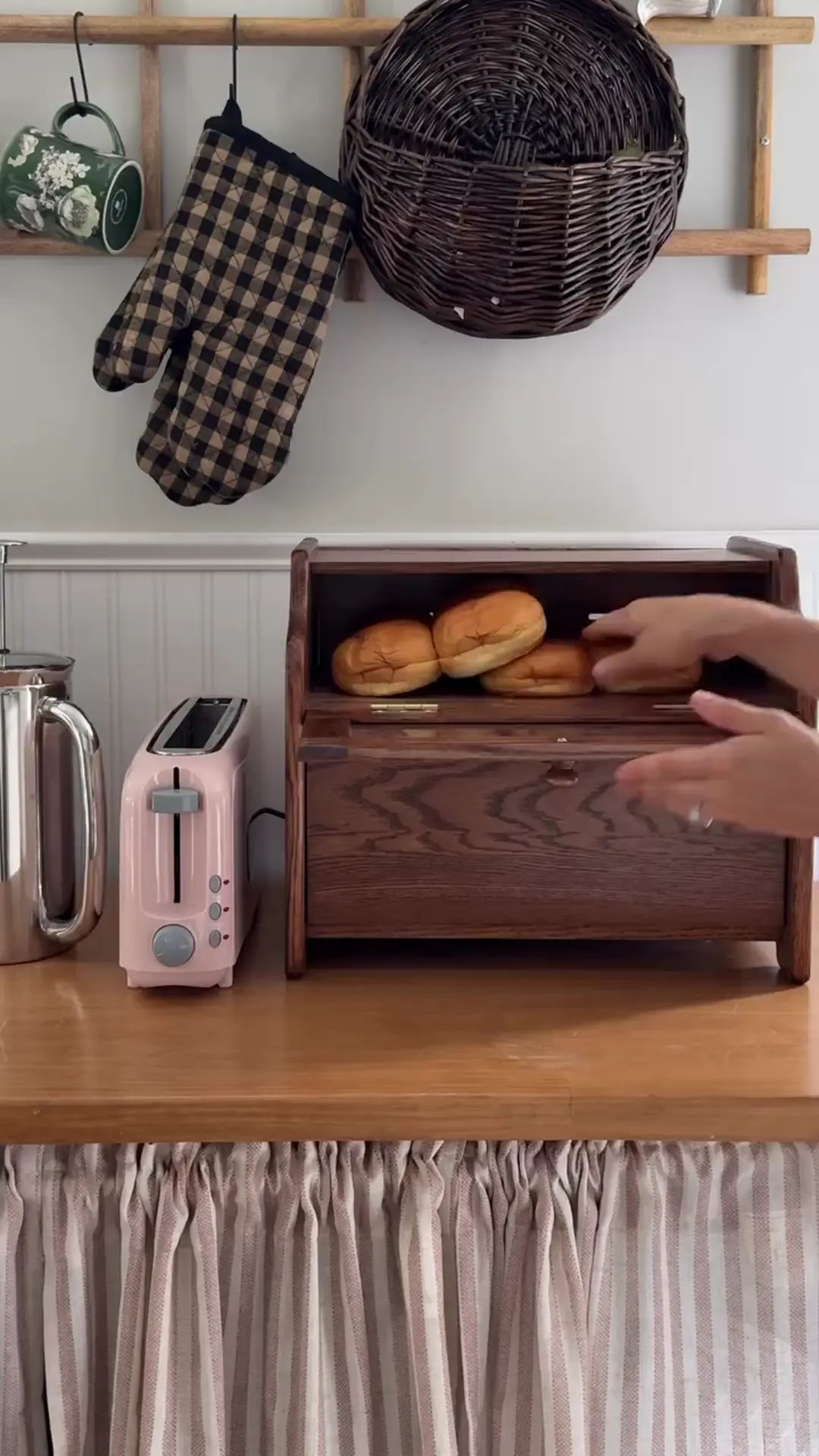 breadbox kitchen counter organization ideas