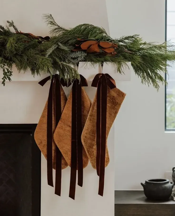 Christmas mantel idea christmas fireplace decor ideas