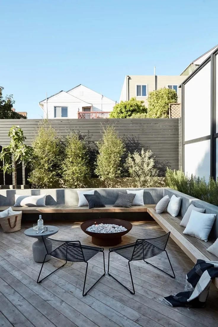 DIY outdoor fire pit