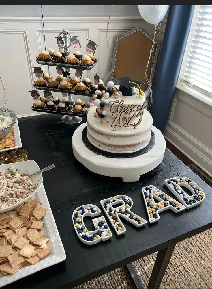 blue graduation dessert table ideas