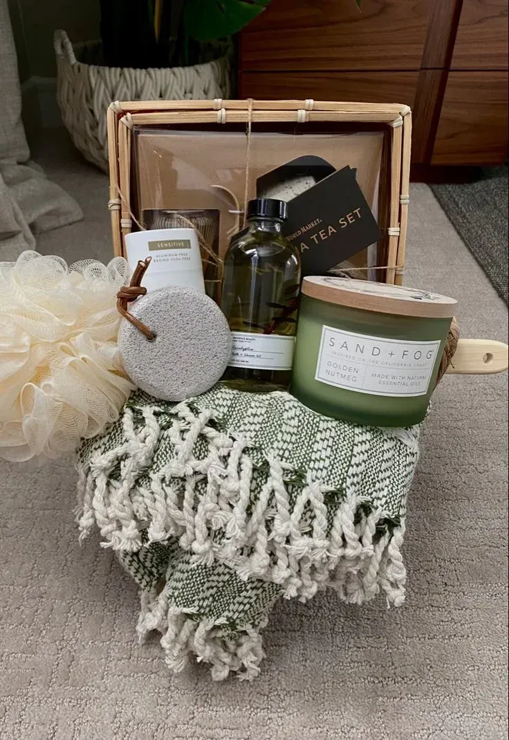 personalized housewarming gift basket ideas