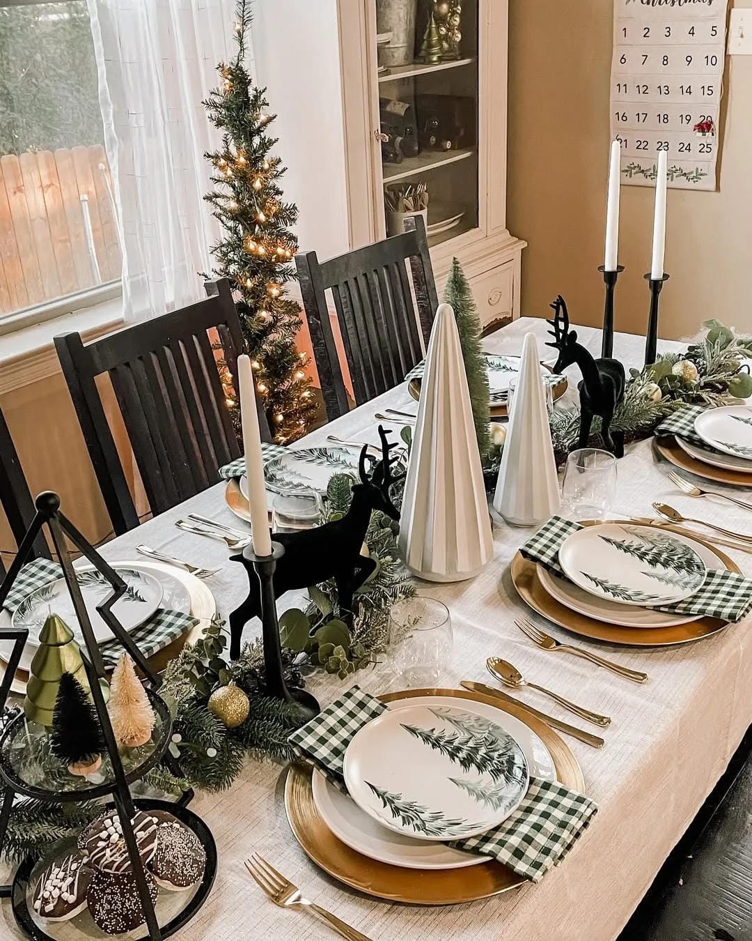 Classic Christmas table settings