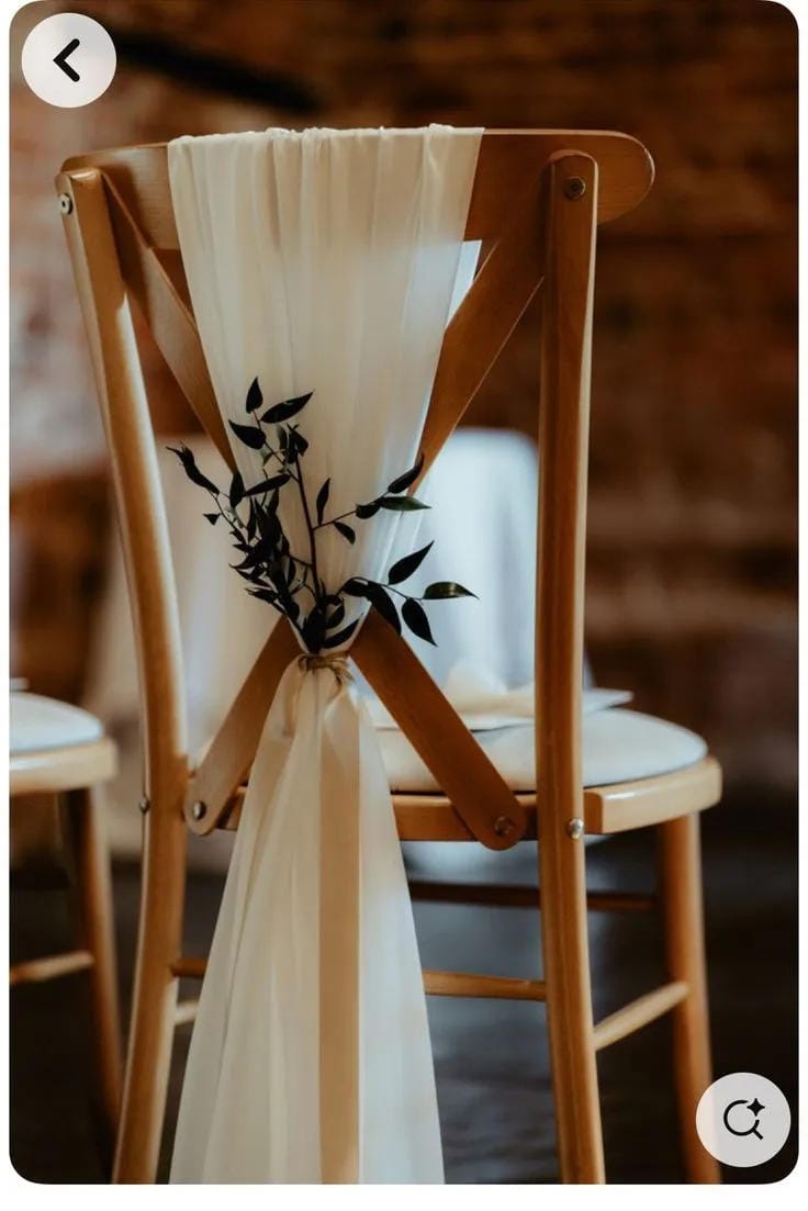 wedding centerpiece idea for an elegant homemade table