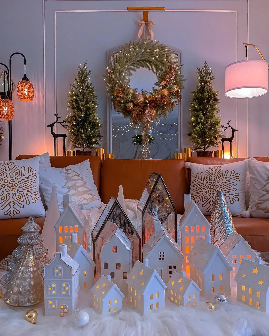 christmas centerpiece for coffee table