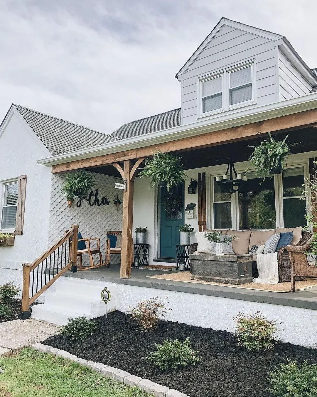 neutral farmhouse fall porch decor ideas