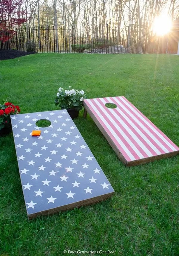 4th of July outdoor decorations with summer serving table