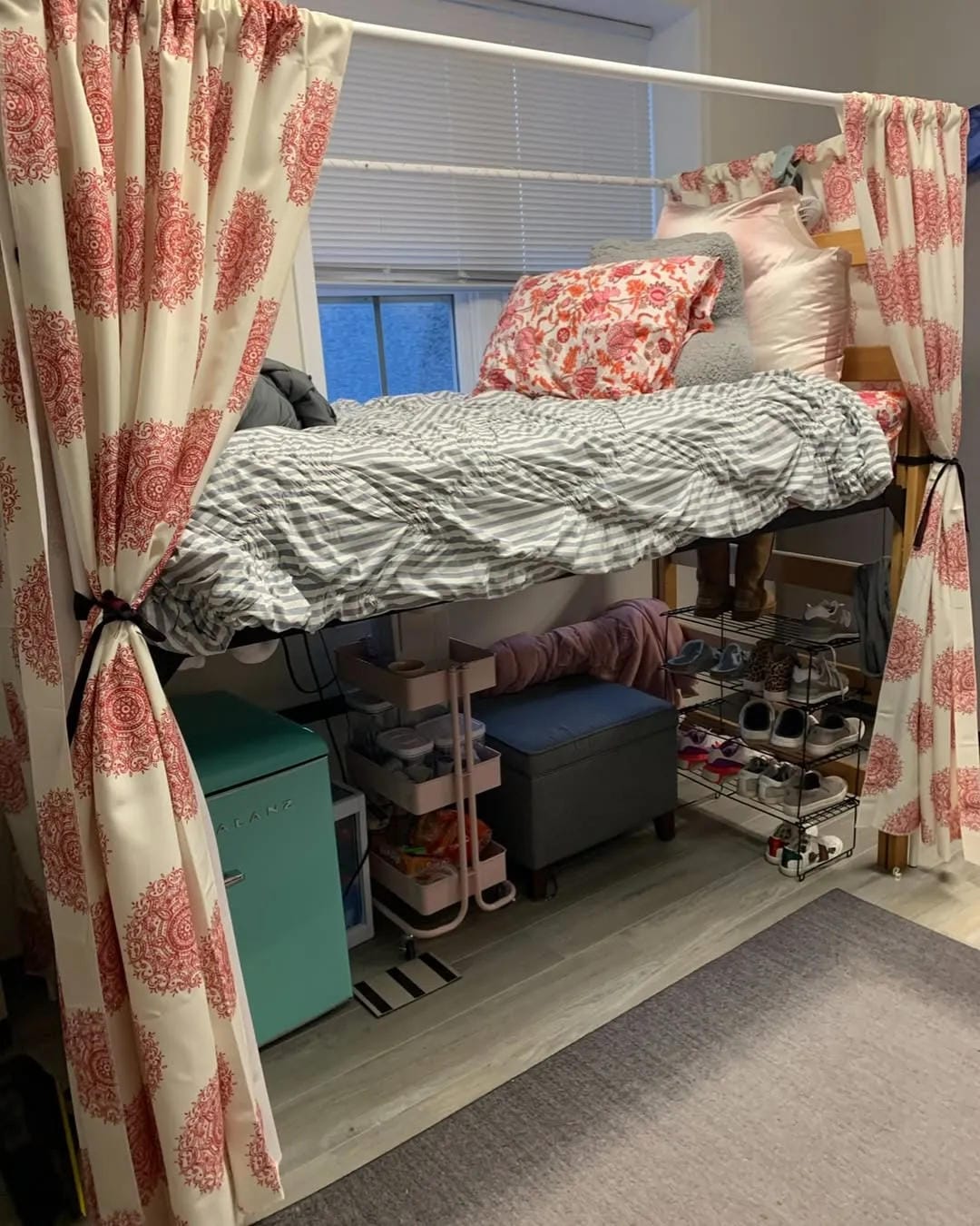 modern dorm room storage ideas