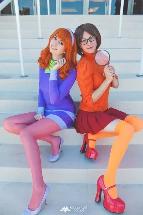 best friend halloween costume ideas 8