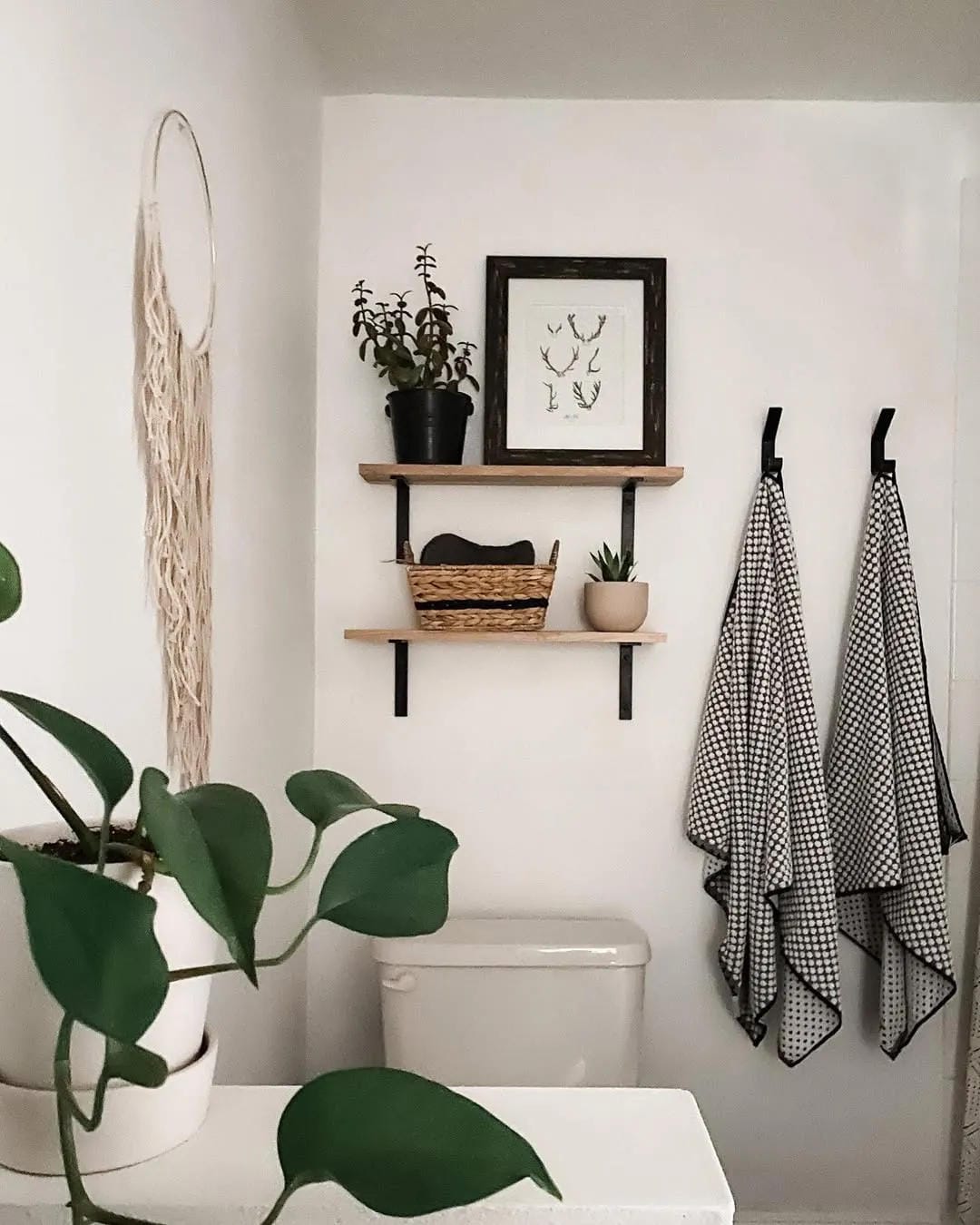 bathroom shelf ideas