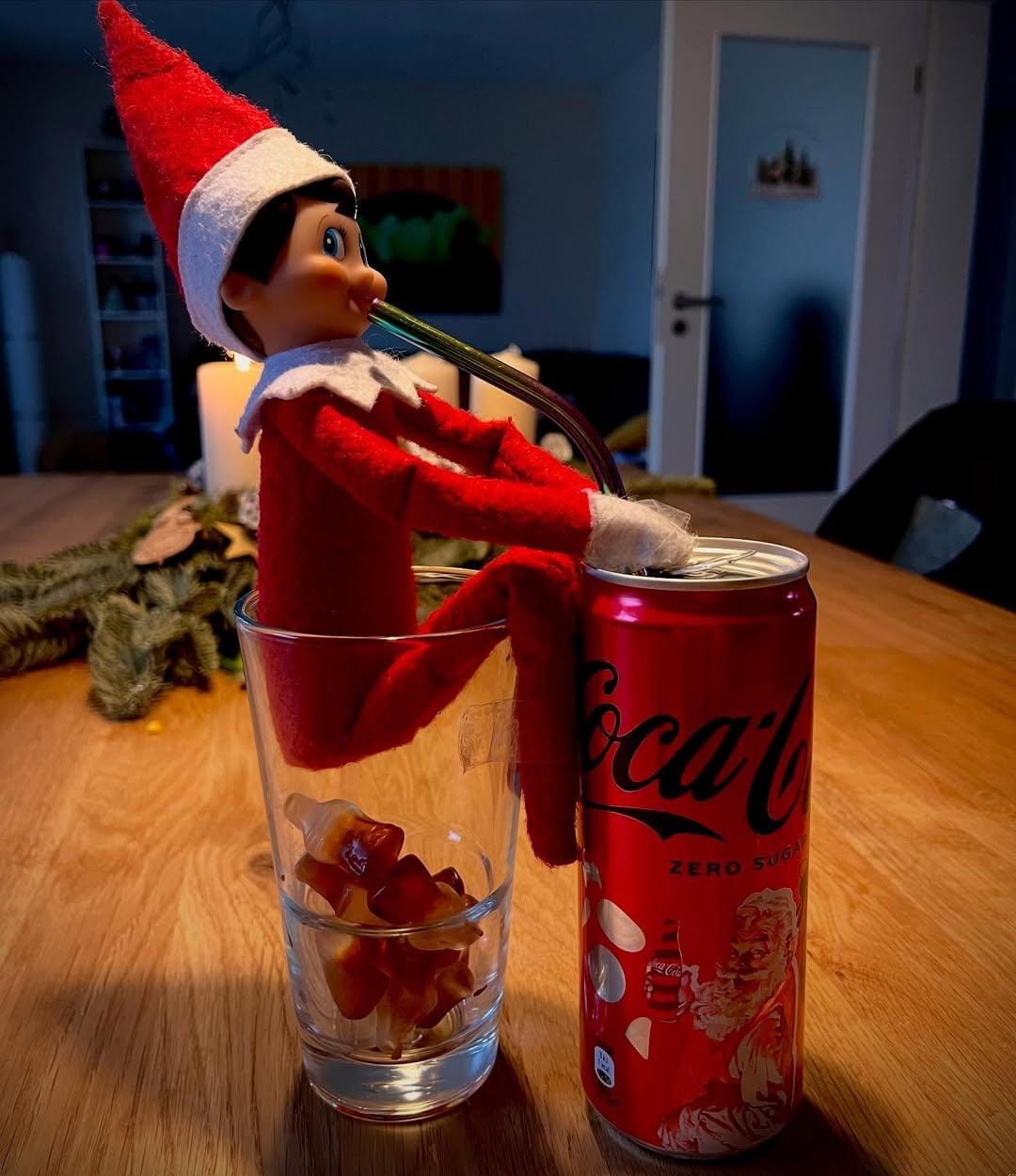 elf on the shelf inspiration by j.bo154
