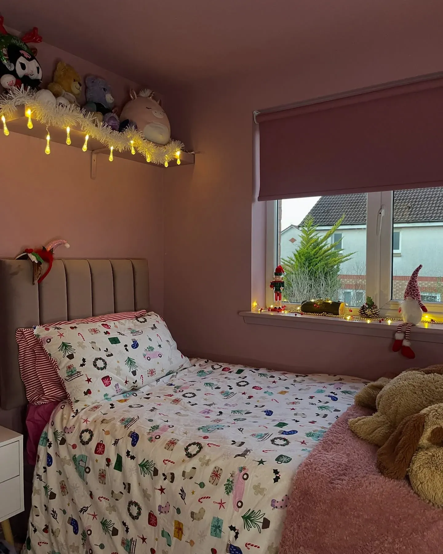 cinder rose color decncsmall bedroom decor ideas for kids