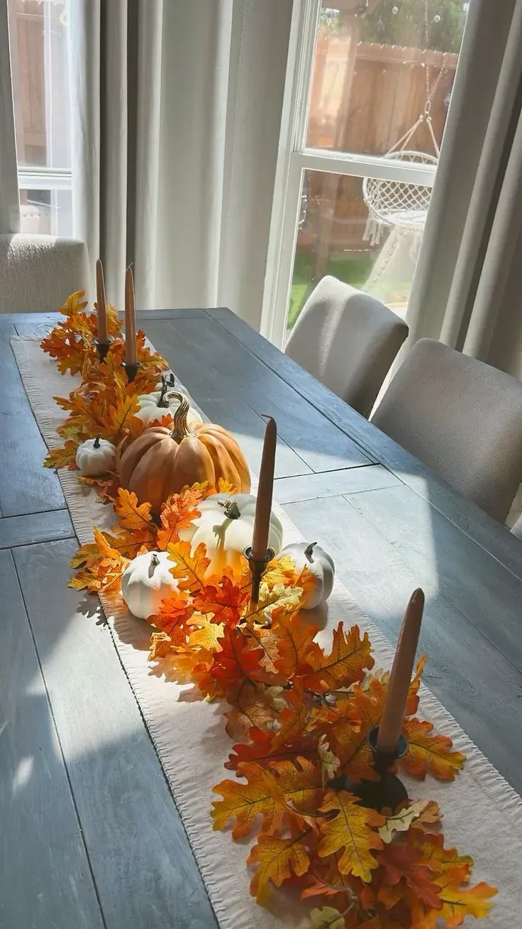 cozy friendsgiving decor ideas