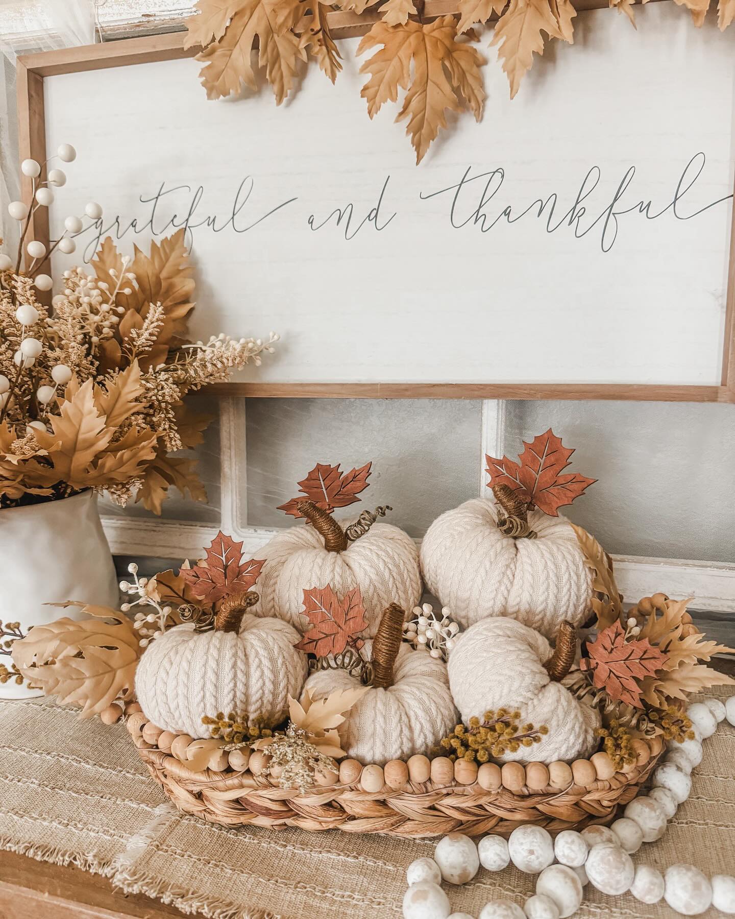 modern fall tray decor ideas