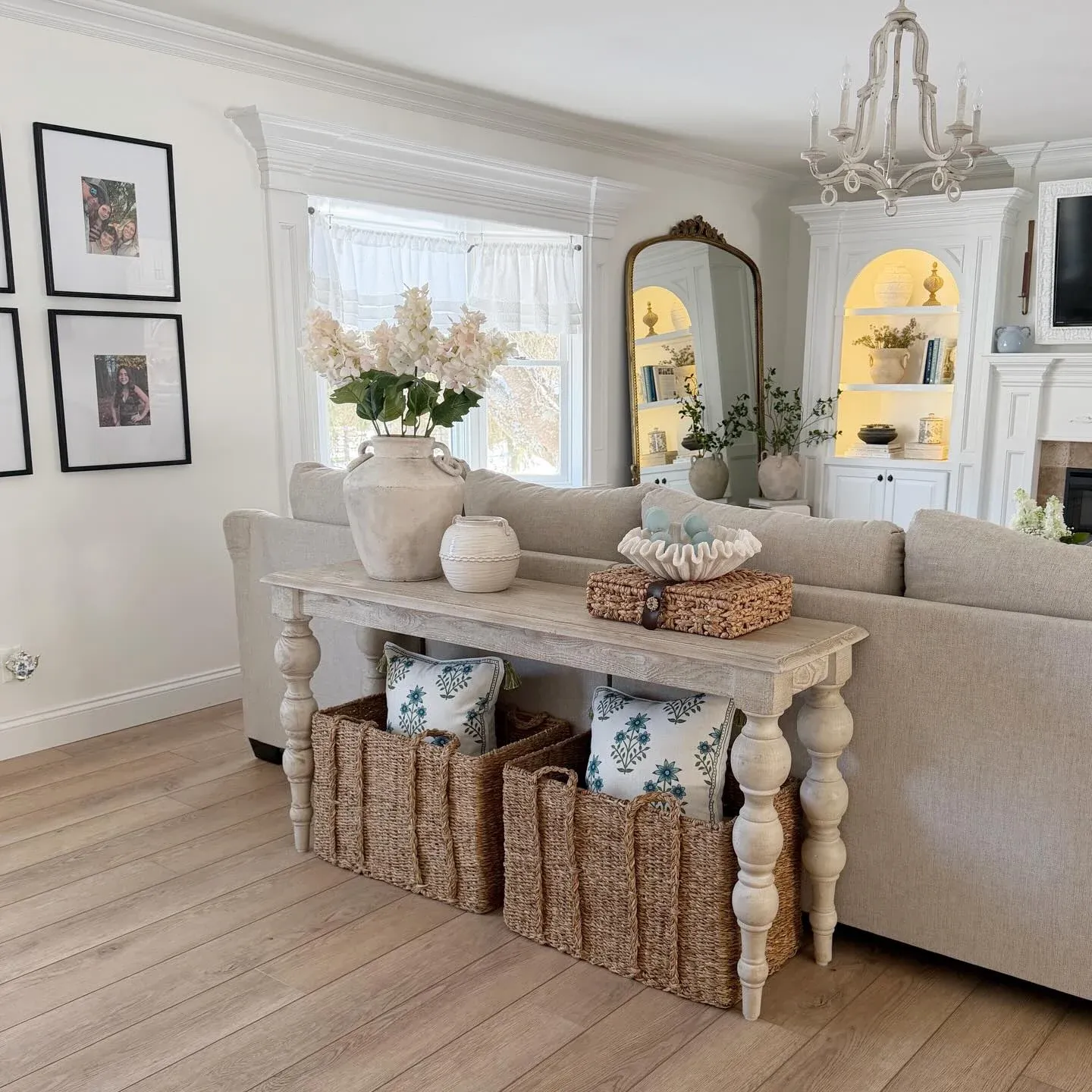 styled sofa table decor ideas