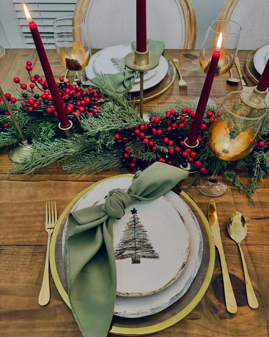 Christmas dining room decor