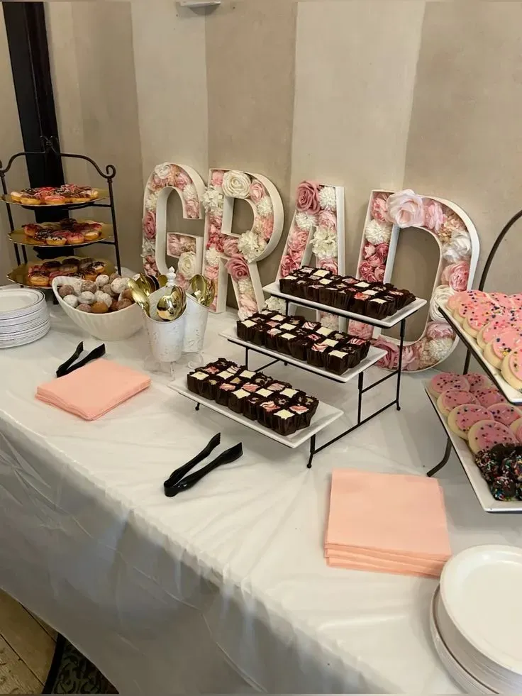 creative graduation dessert table ideas