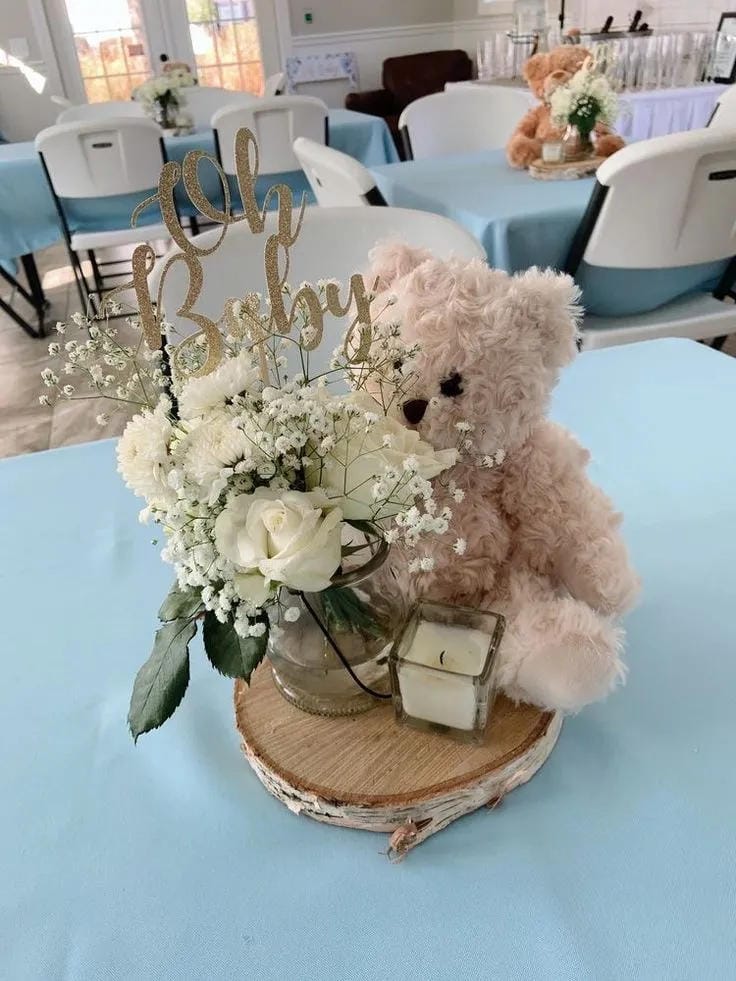 simple neutral baby shower decor ideas
