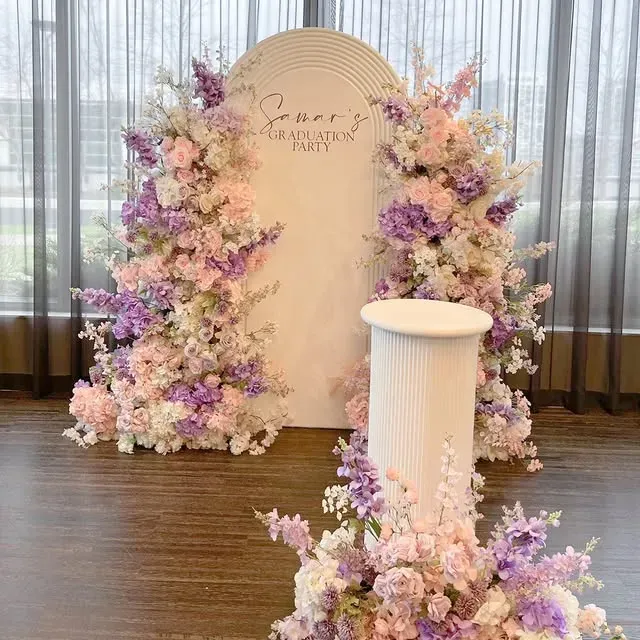 creative graduation backdrop ideas
