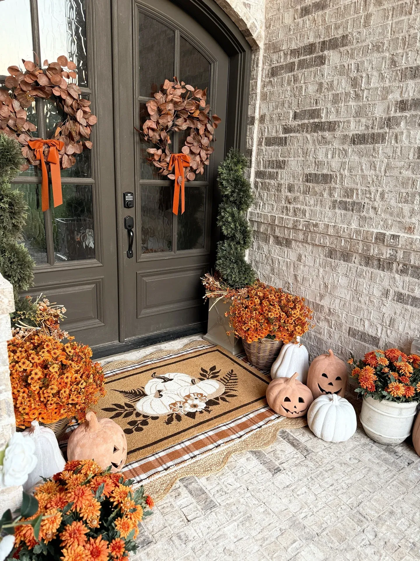 orange fall planter ideas