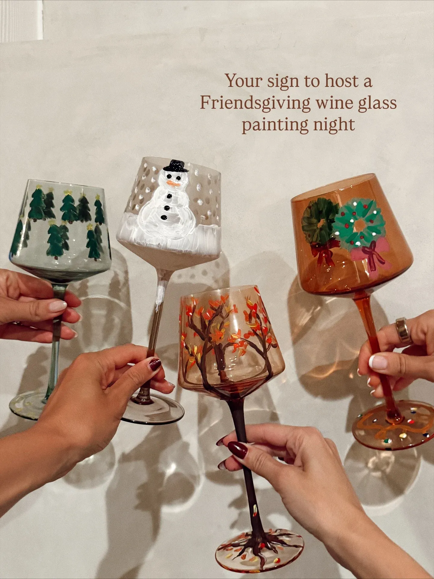 hosting friendsgiving decor ideas