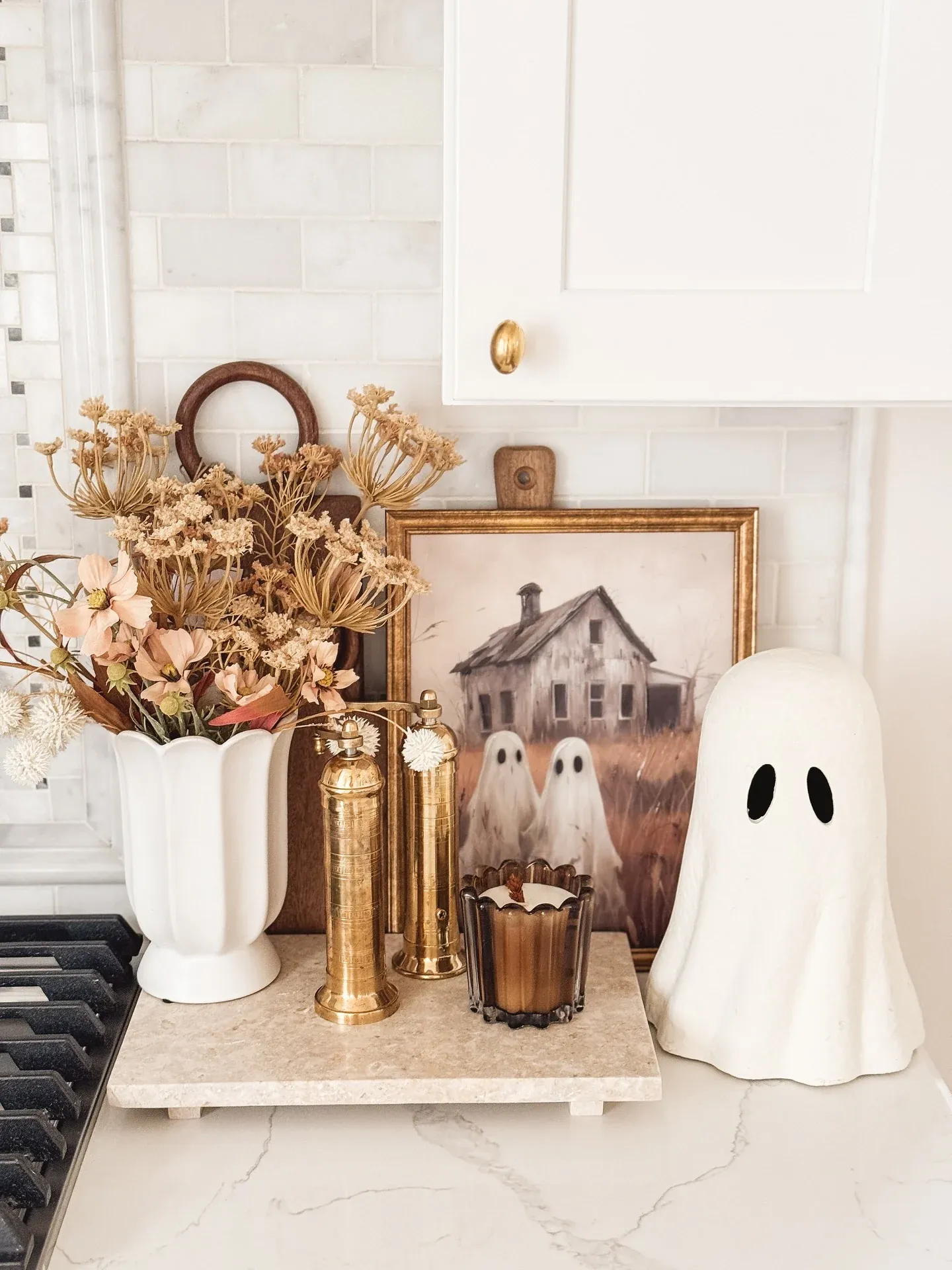 stylish fall kitchen countertop decor ideas