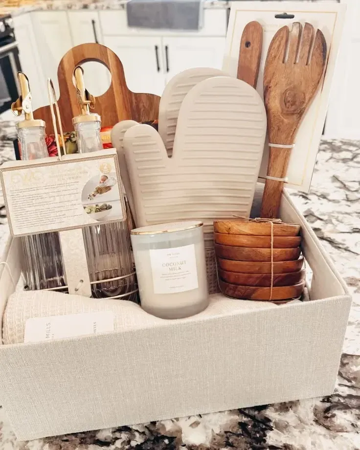 apartment housewarming gift basket ideas