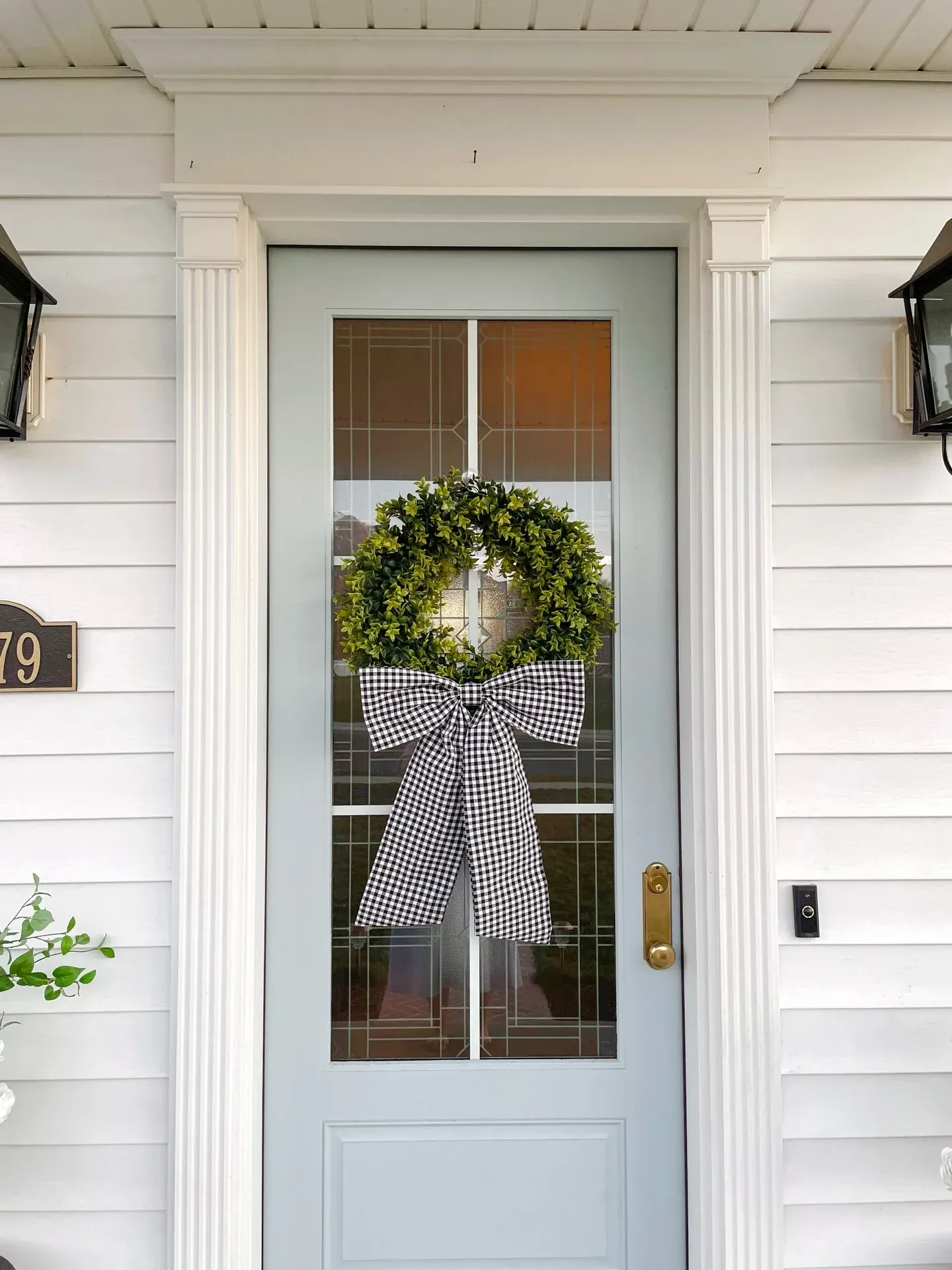 modern front door decor ideas