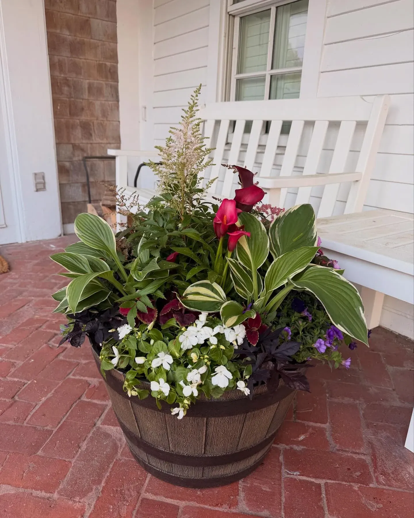 pretty summer porch planter ideas