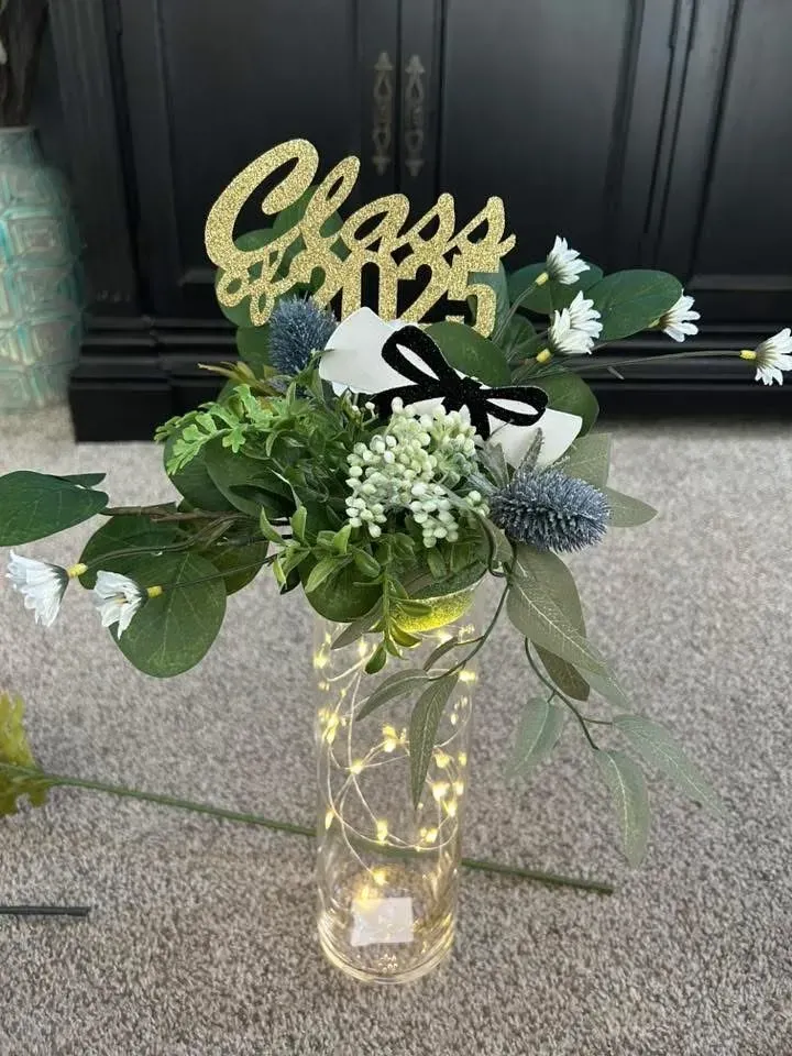 modern graduation centerpiece ideas