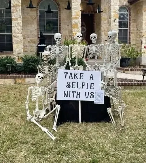 pumpkin halloween yard ideas