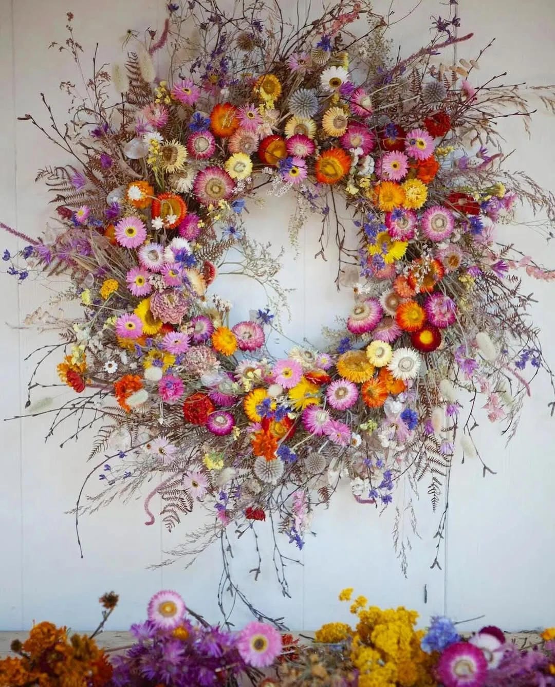 90s Halloween decor ideas