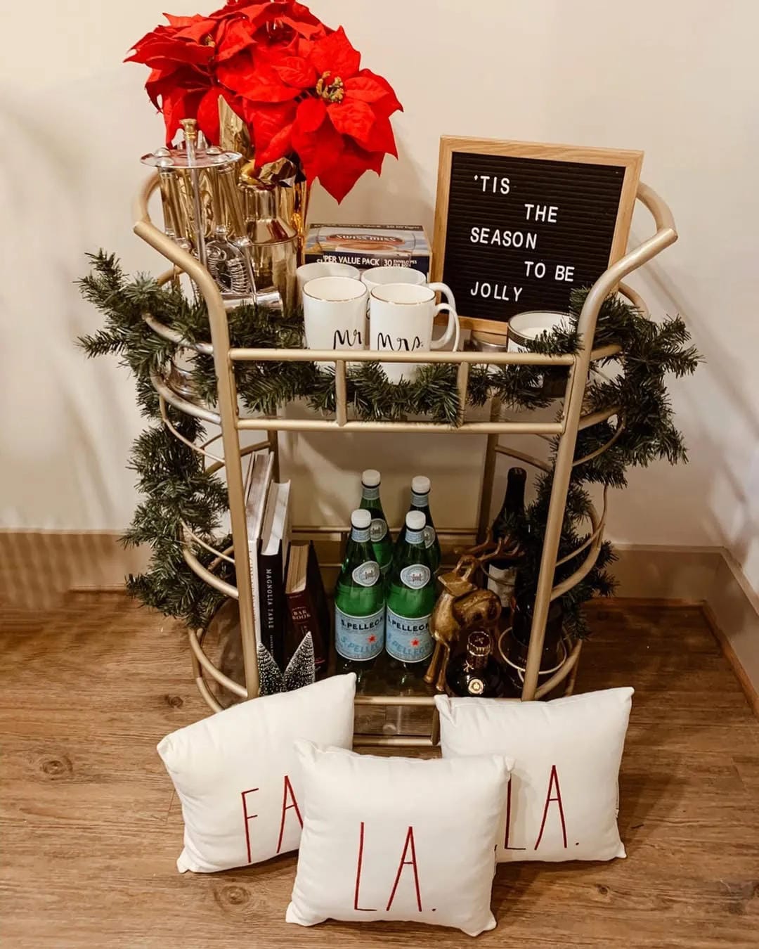 modern apartment christmas decor ideas