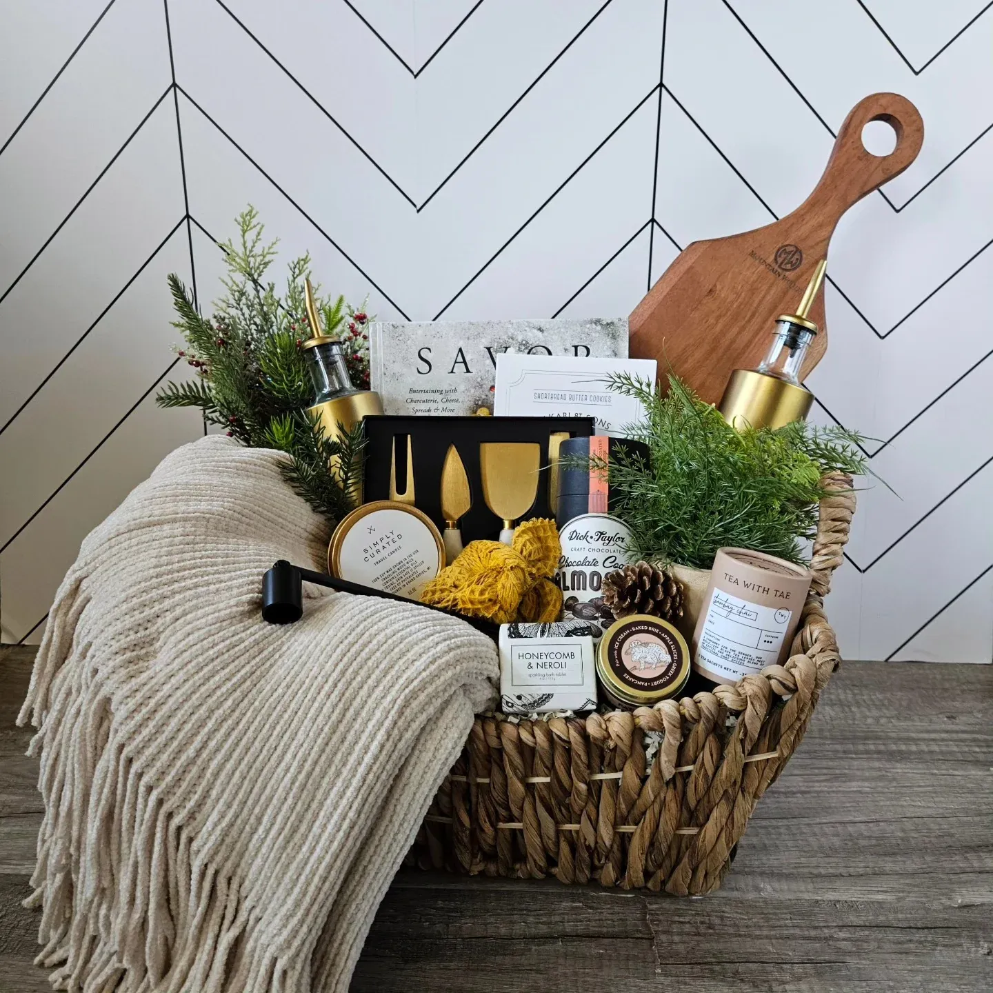 homemade housewarming gift basket ideas