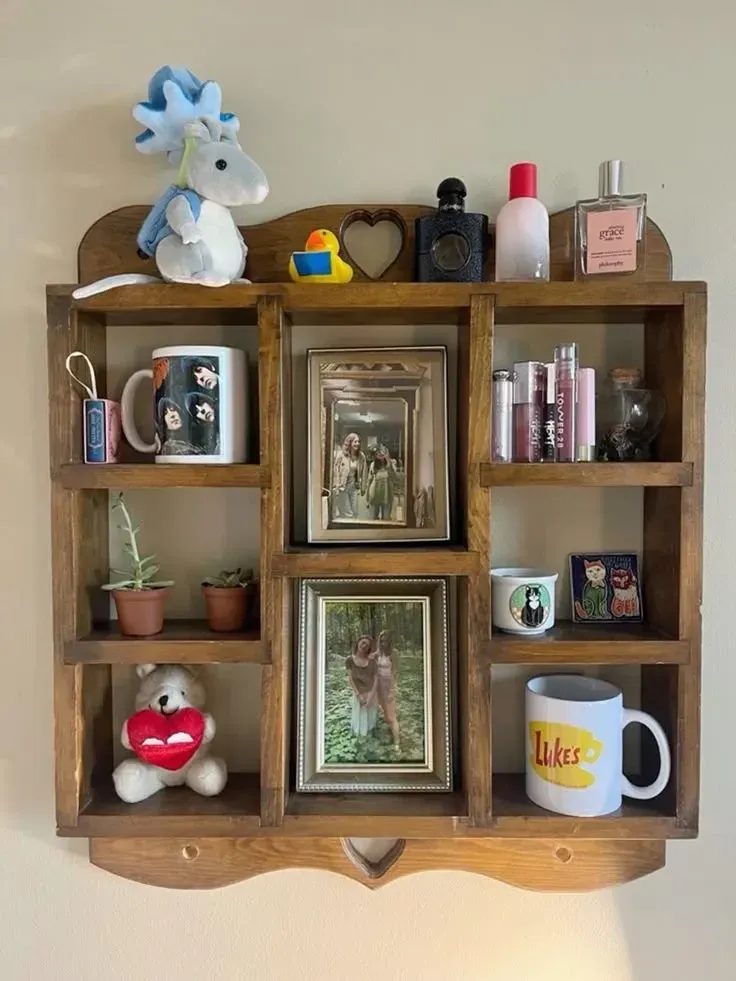 curated trinket shelf ideas