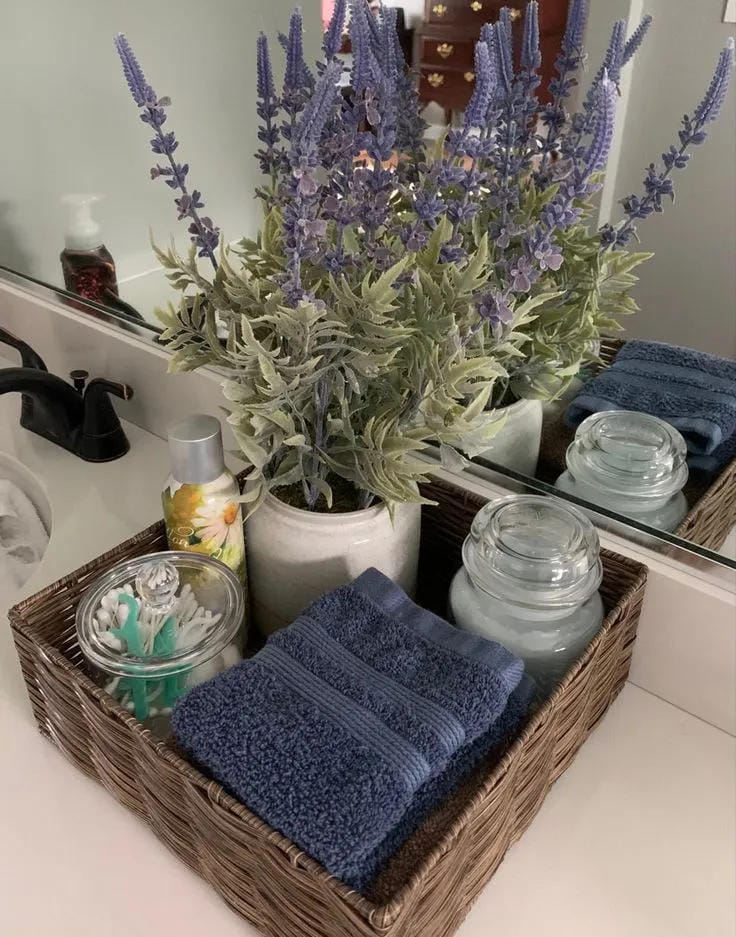 woven tray decor