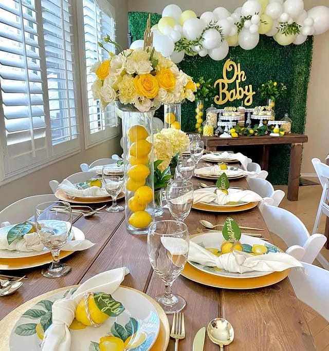 baby shower table runner ideas