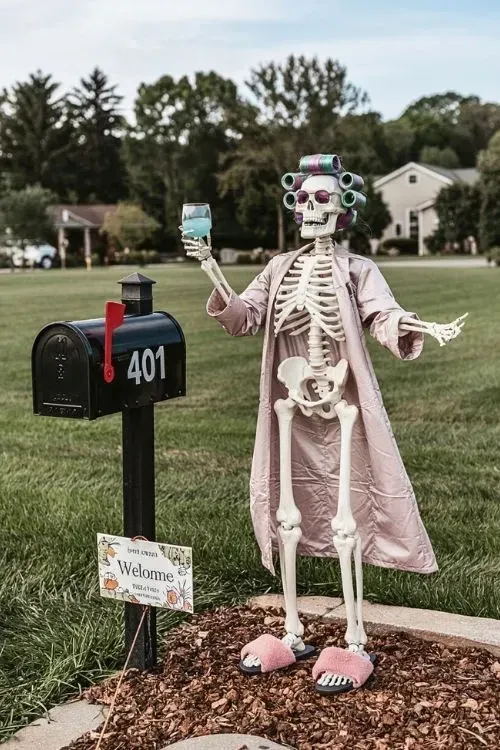 spooky halloween yard ideas