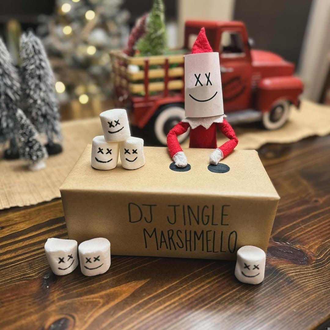 elf on the shelf inspiration by mrsalyssakennedy