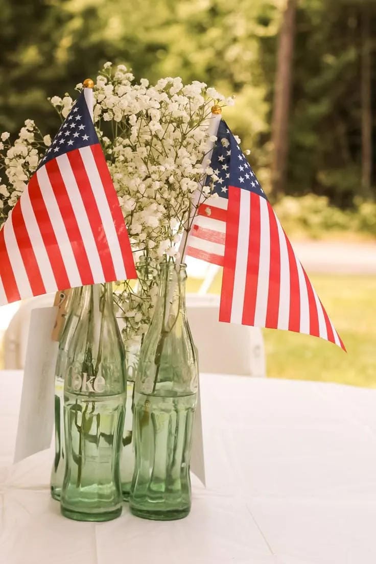 4th of July outdoor decorations with patriotic porch styling