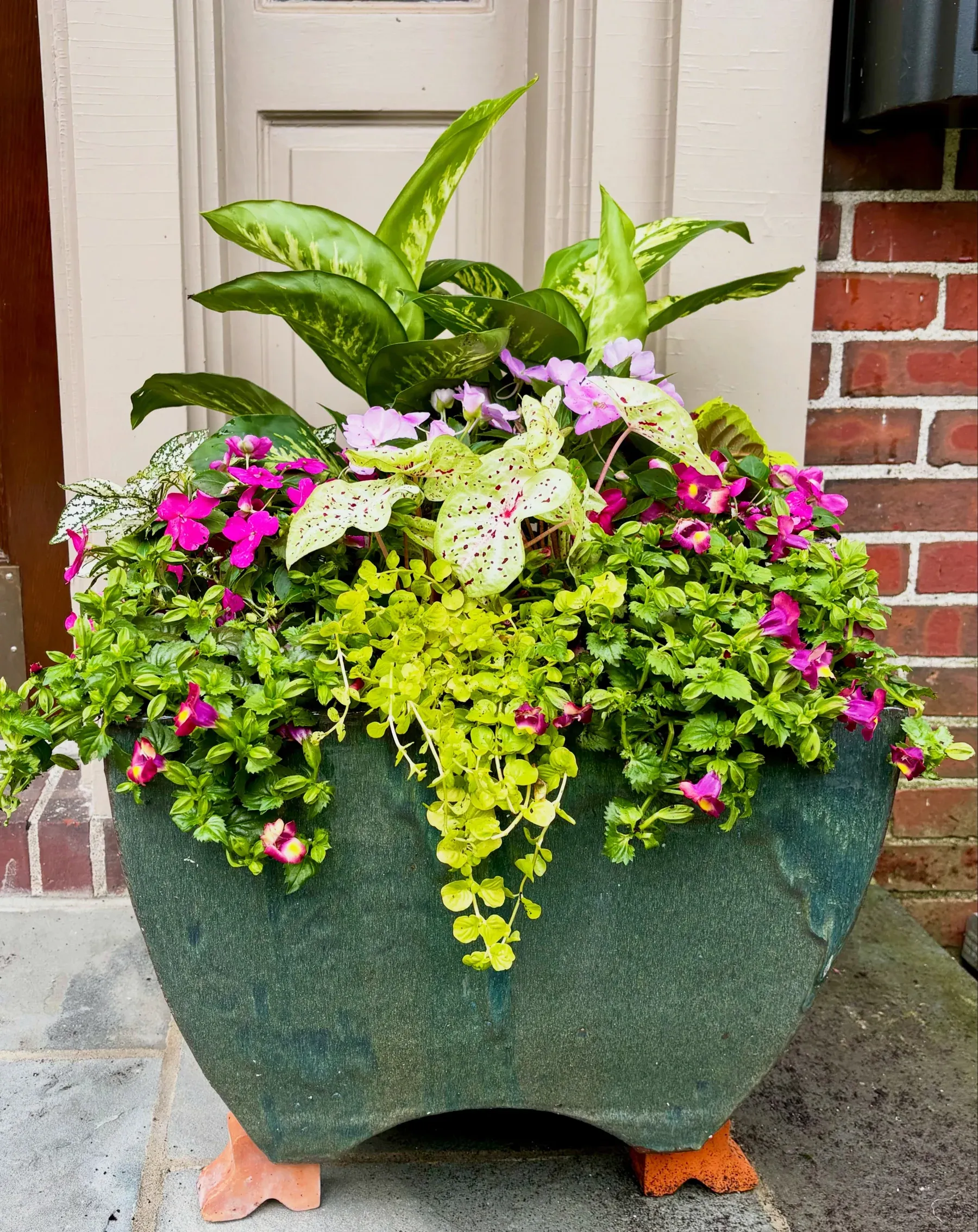 small space summer porch planter ideas