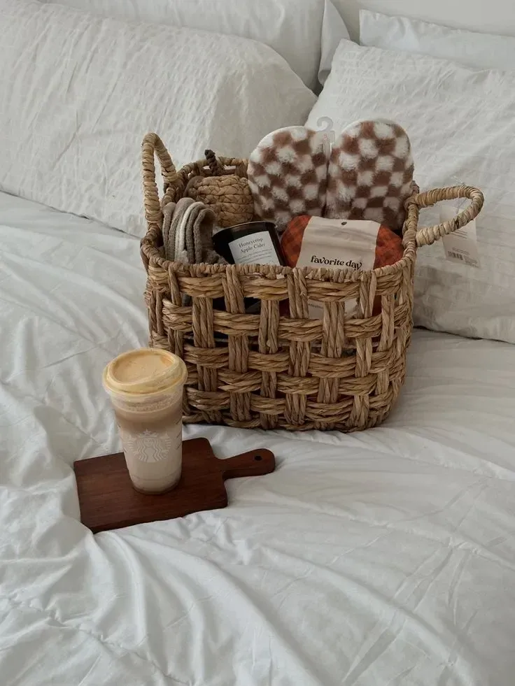 thoughtful housewarming gift basket ideas