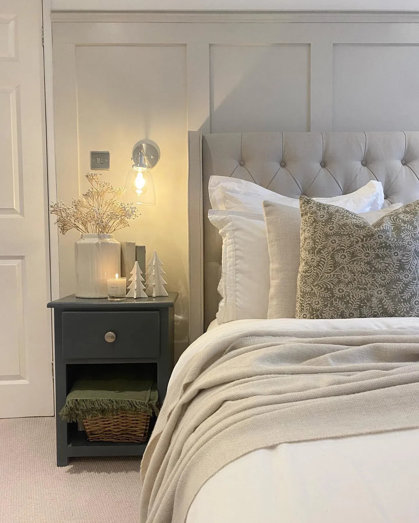 seasonal Christmas display christmas bedroom ideas