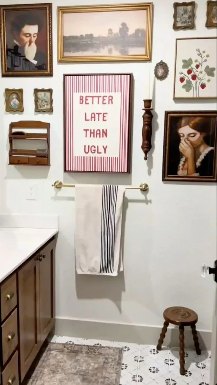 pretty bathroom gallery wall ideas