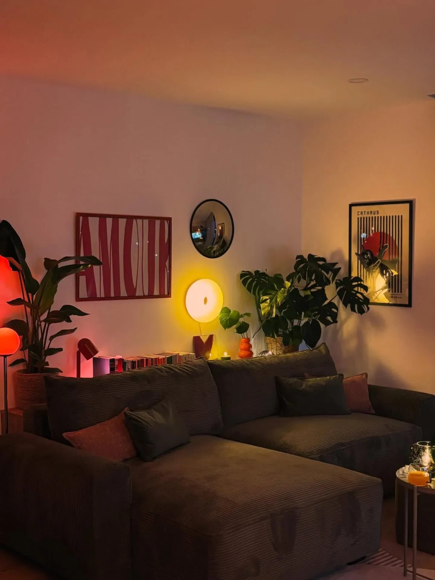 sofa table decor ideas