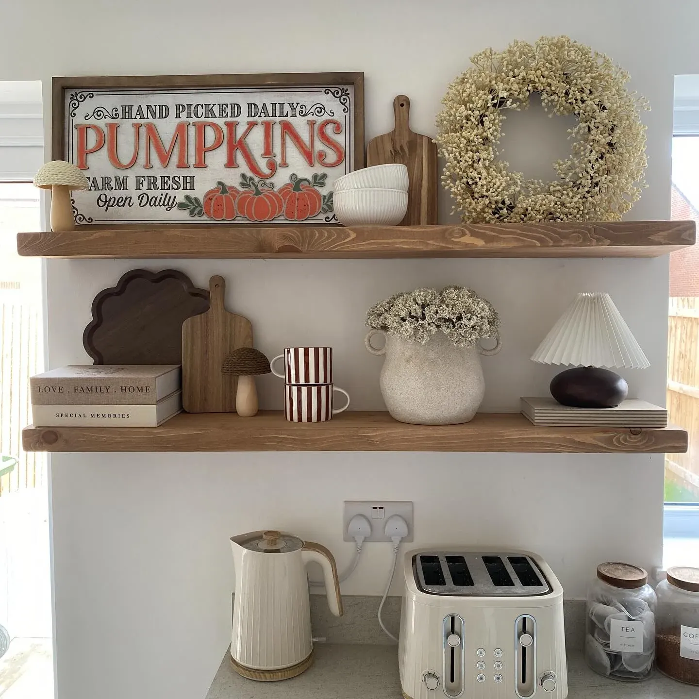 modern fall kitchen countertop decor ideas