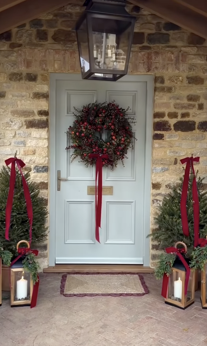 classic farmhouse christmas decor ideas